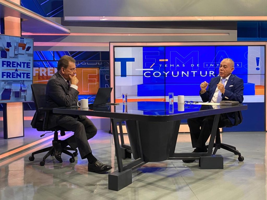 Salvador Menéndez anuncia que no buscará la reelección tras 15 años de servicio municipal.